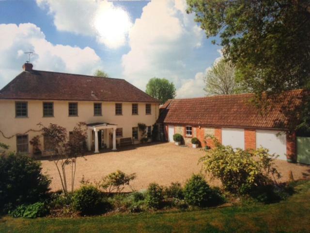 Chalkcroft Lodge Andover Exterior photo